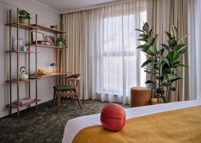 Hotel Max Brown 5th District, Part Of Sircle Collection 4*