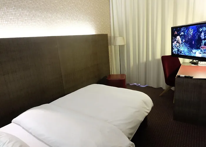 Hotel Max Brown 5th District, Part Of Sircle Collection 4*